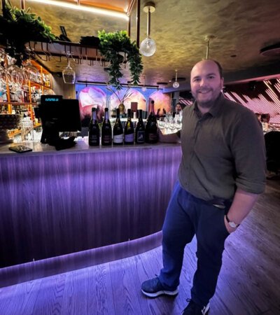 900x1046 FergusElias 