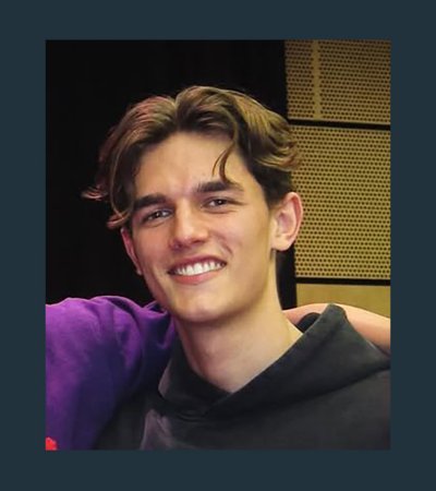 900x1046 Joshua Jooste2 