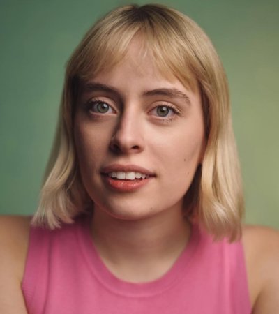 900x1046 Lottie Pearl 