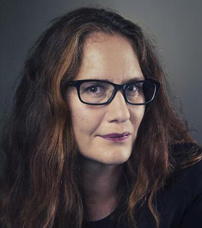 900x1046 VictoriaBaines 