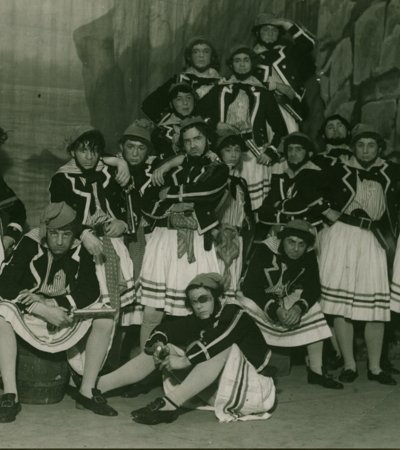 900x1200 Pirates 1936 
