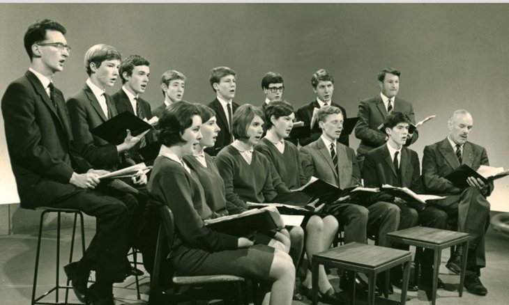  1200x900 Choir 1966 D  