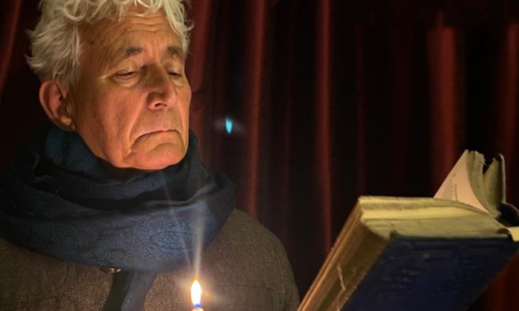  900x1200 PeterThomson  