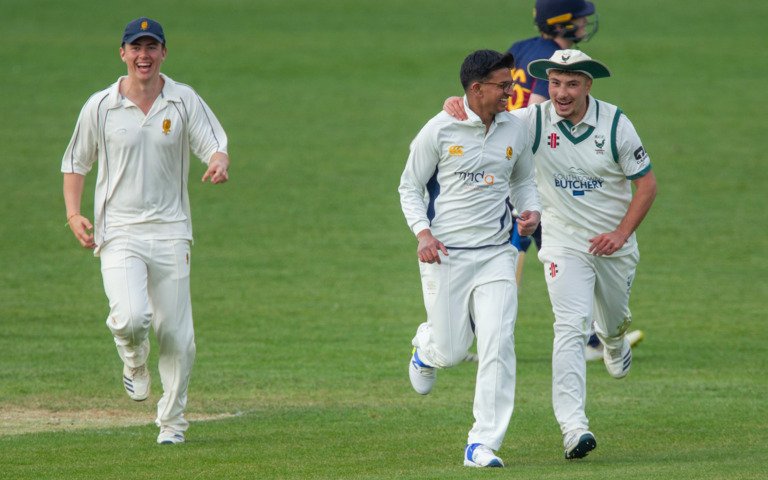  BCFIRSTCRICKET87BRIGHTON PICTURES  
